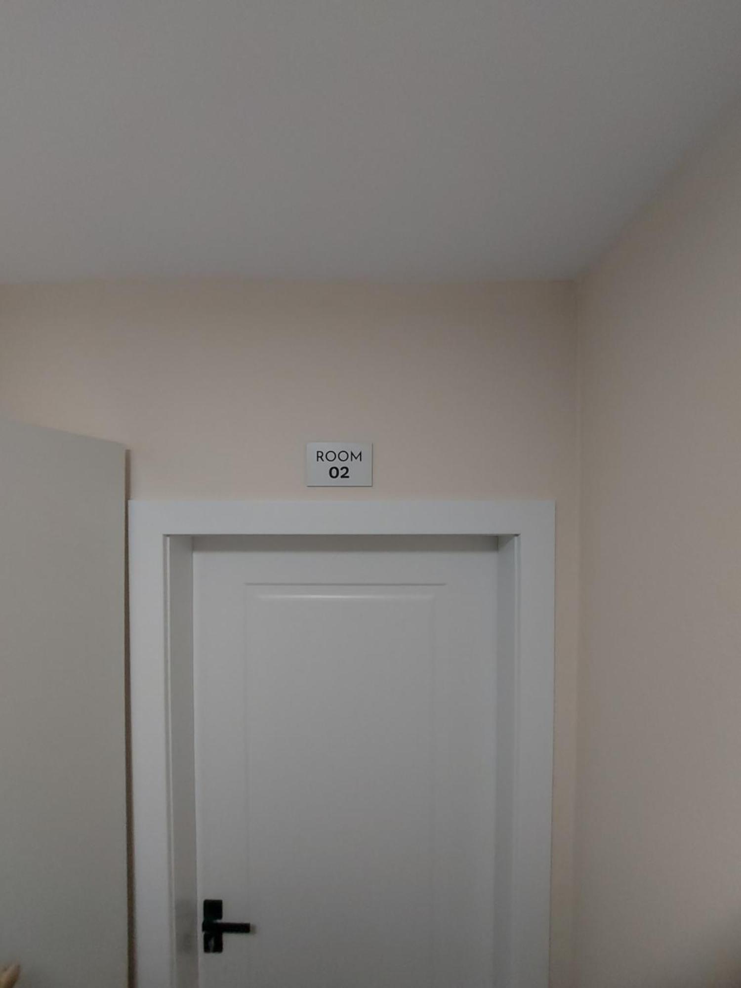 Center Cozy Nest Hotel Tiranë Luaran gambar